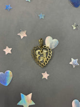 Load image into Gallery viewer, Heart 13
