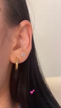 Load image into Gallery viewer, Oval Chubby Hoops
