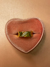Load image into Gallery viewer, Diamond Chunky Cigar Band
