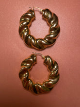 Load image into Gallery viewer, Chunky Large Twist Hoops
