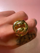 Load image into Gallery viewer, Chunky Curb Ring
