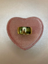 Load image into Gallery viewer, Emerald Heart Cigar Band
