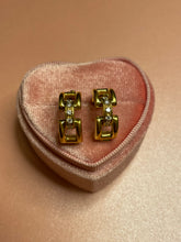 Load image into Gallery viewer, Diamond Link Hoops
