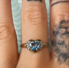 Load image into Gallery viewer, Blue topaz heart ring

