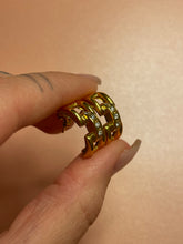 Load image into Gallery viewer, Diamond Link Hoops
